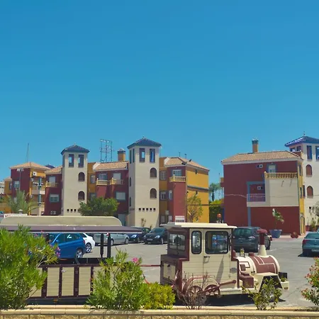 Marina Internacional 아파트 또레비에하
