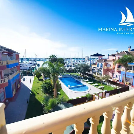 Marina Internacional تورّيفيِخا