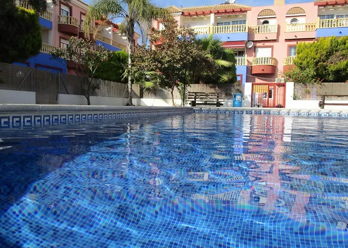 Marina Internacional تورّيفيِخا