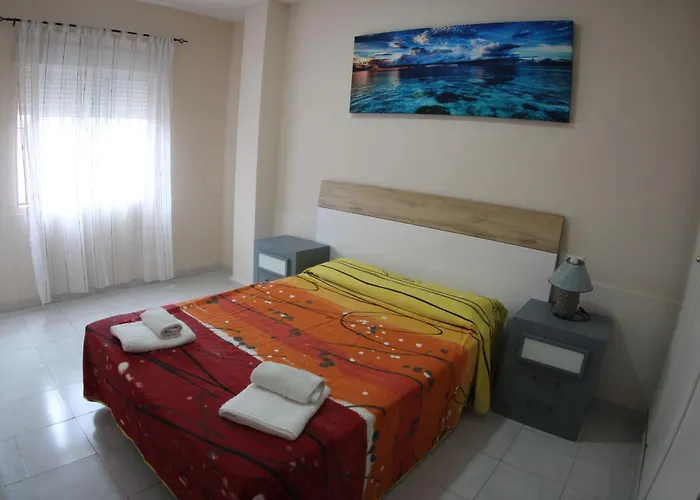 Marina Internacional تورّيفيِخا